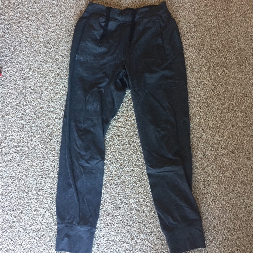 Lululemon men’s Joggers